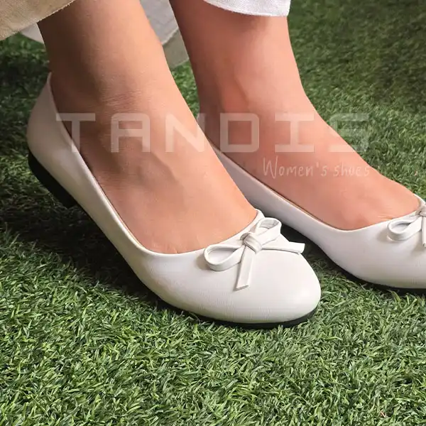 کالج زنانه تندیس مدل بهار رنگ سفید